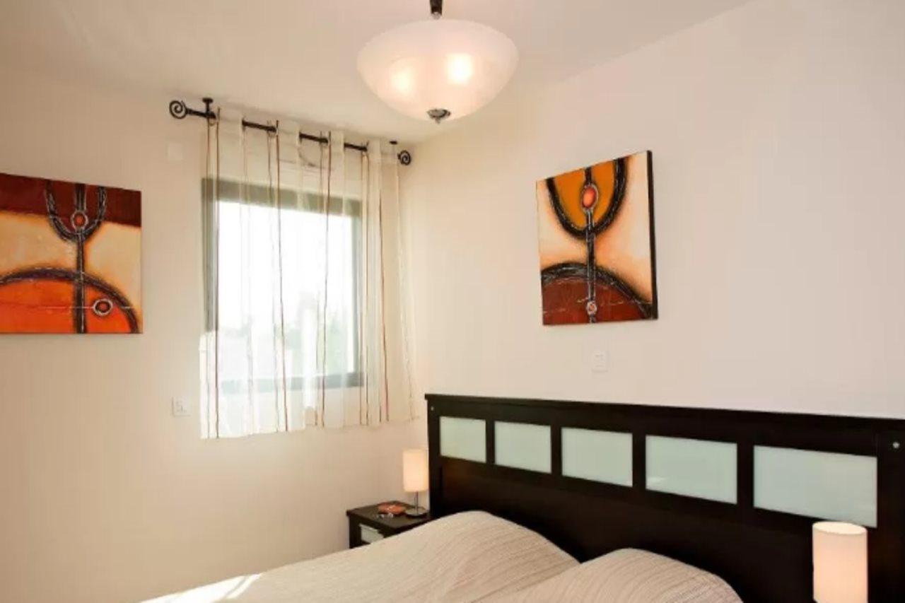 Vacanceole - Residence Carre Marine Мандельё-ла-Напуль Экстерьер фото
