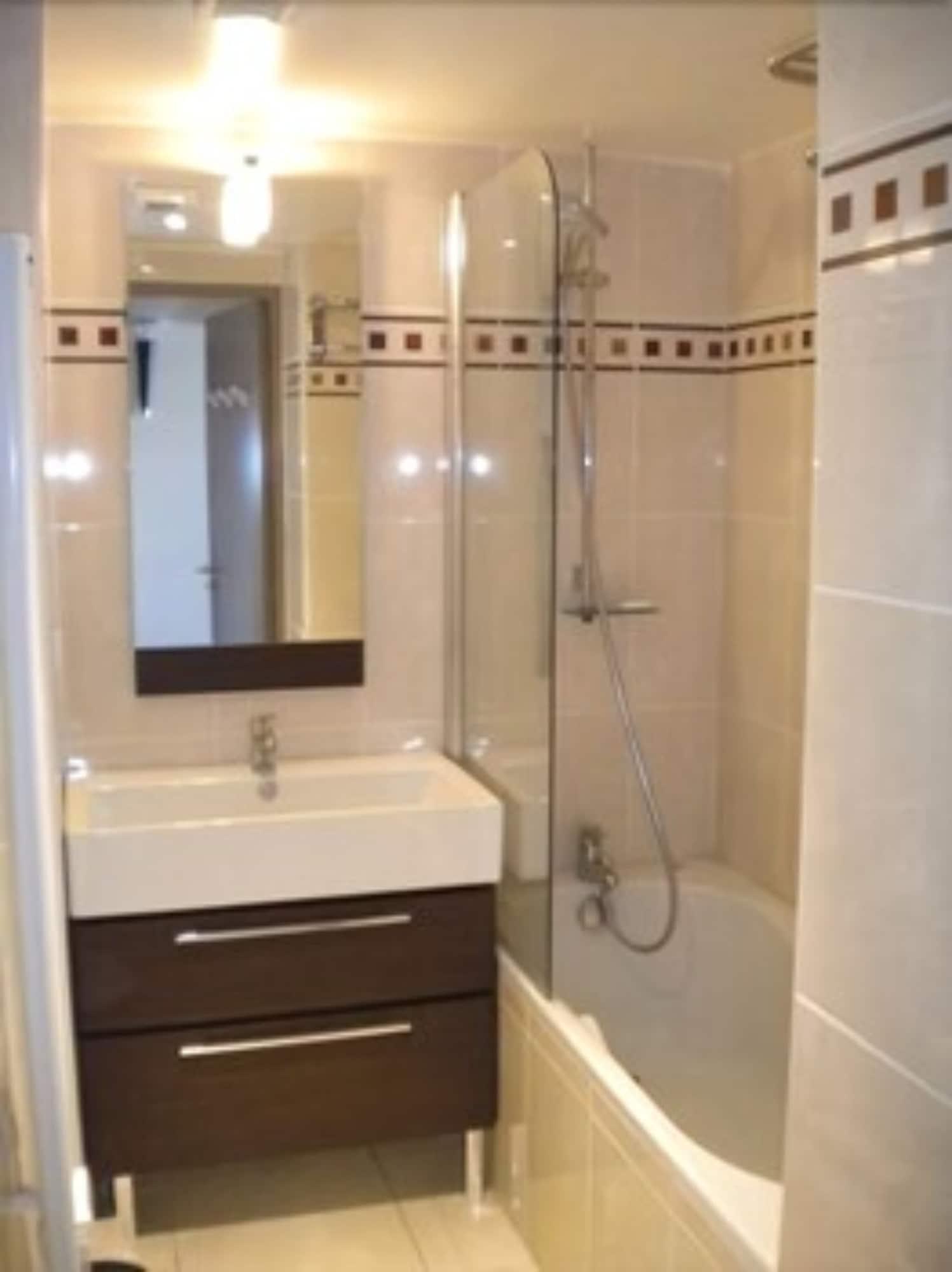 Vacanceole - Residence Carre Marine Мандельё-ла-Напуль Экстерьер фото